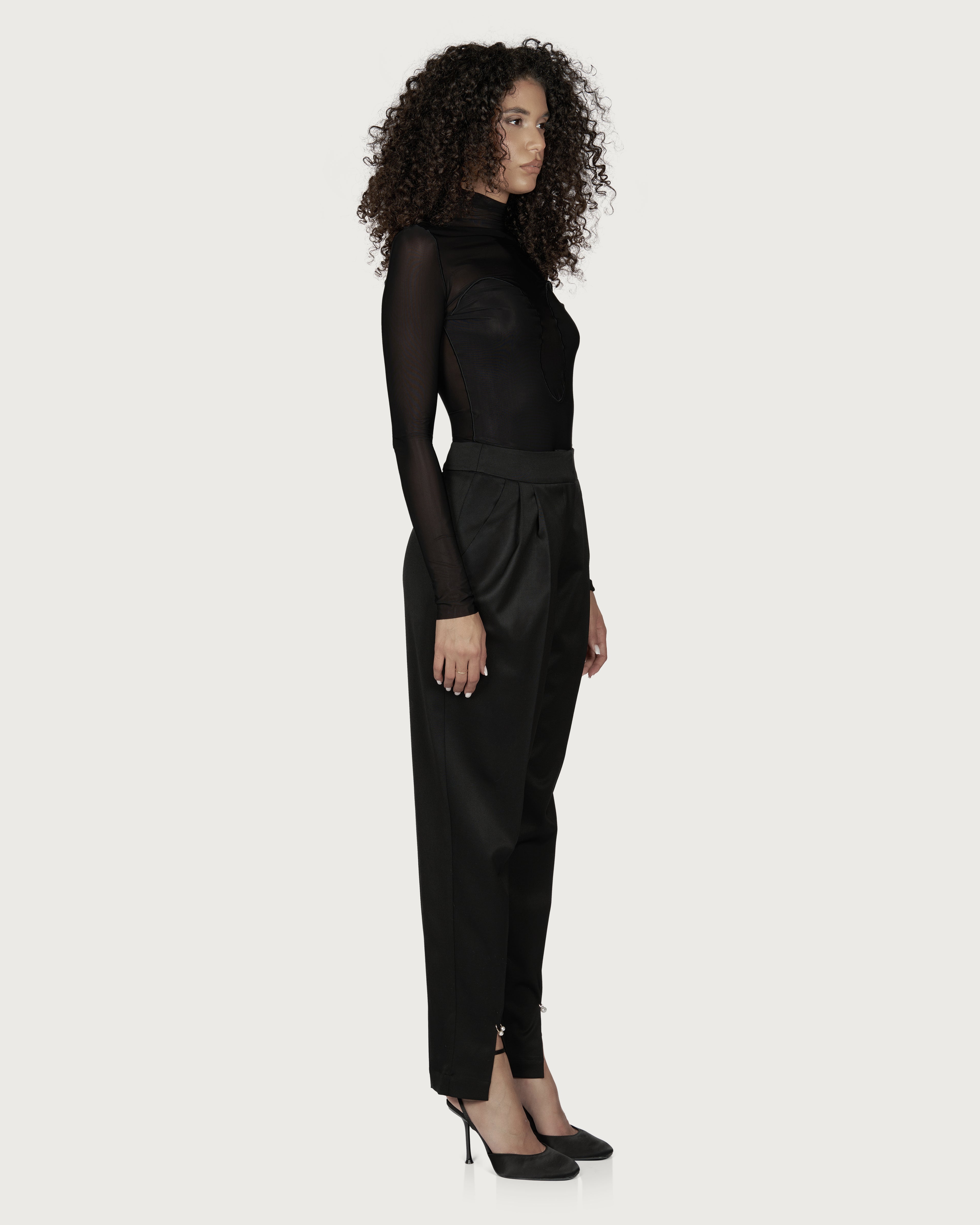 Pantaloni din Lana cu Pliuri si Decupaje Negru