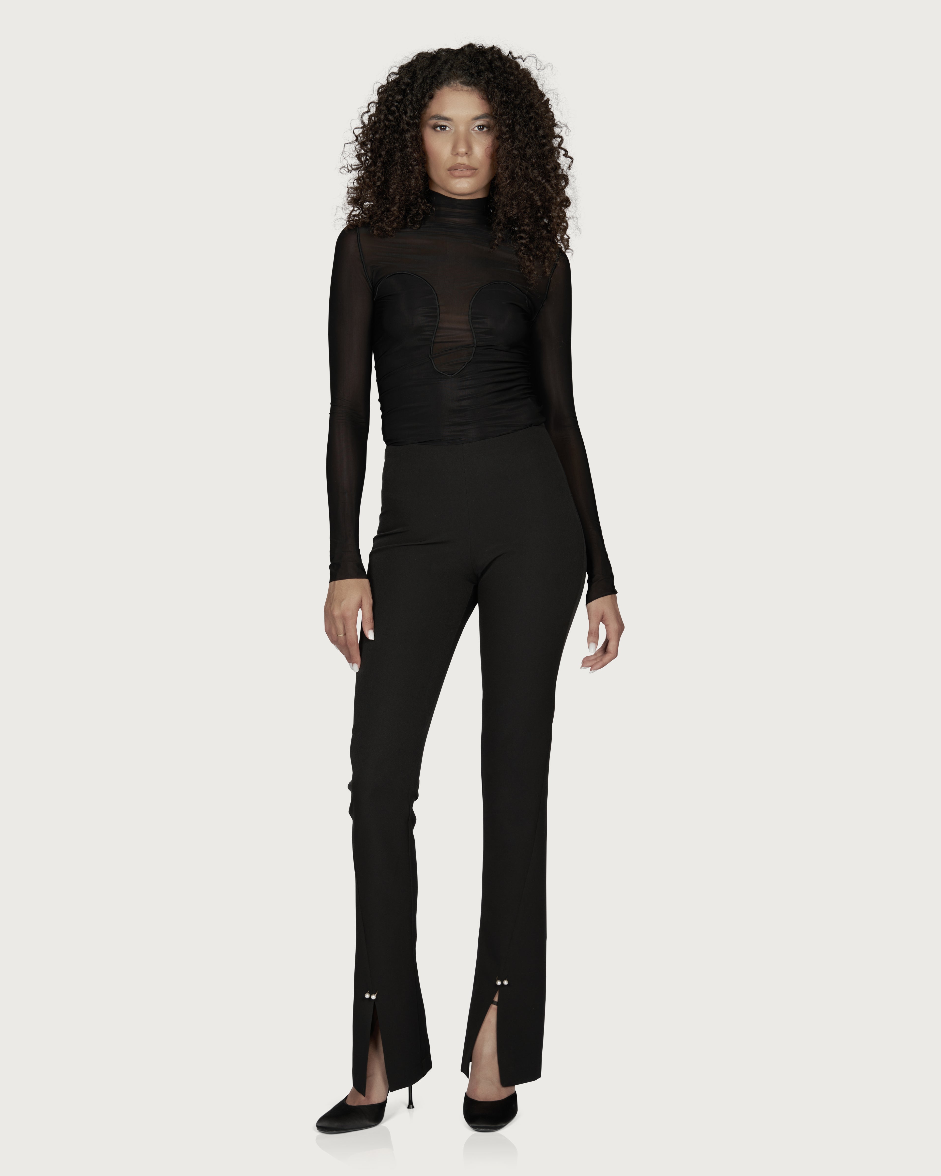 Pantaloni din Material Elastic cu Decupaje Negru