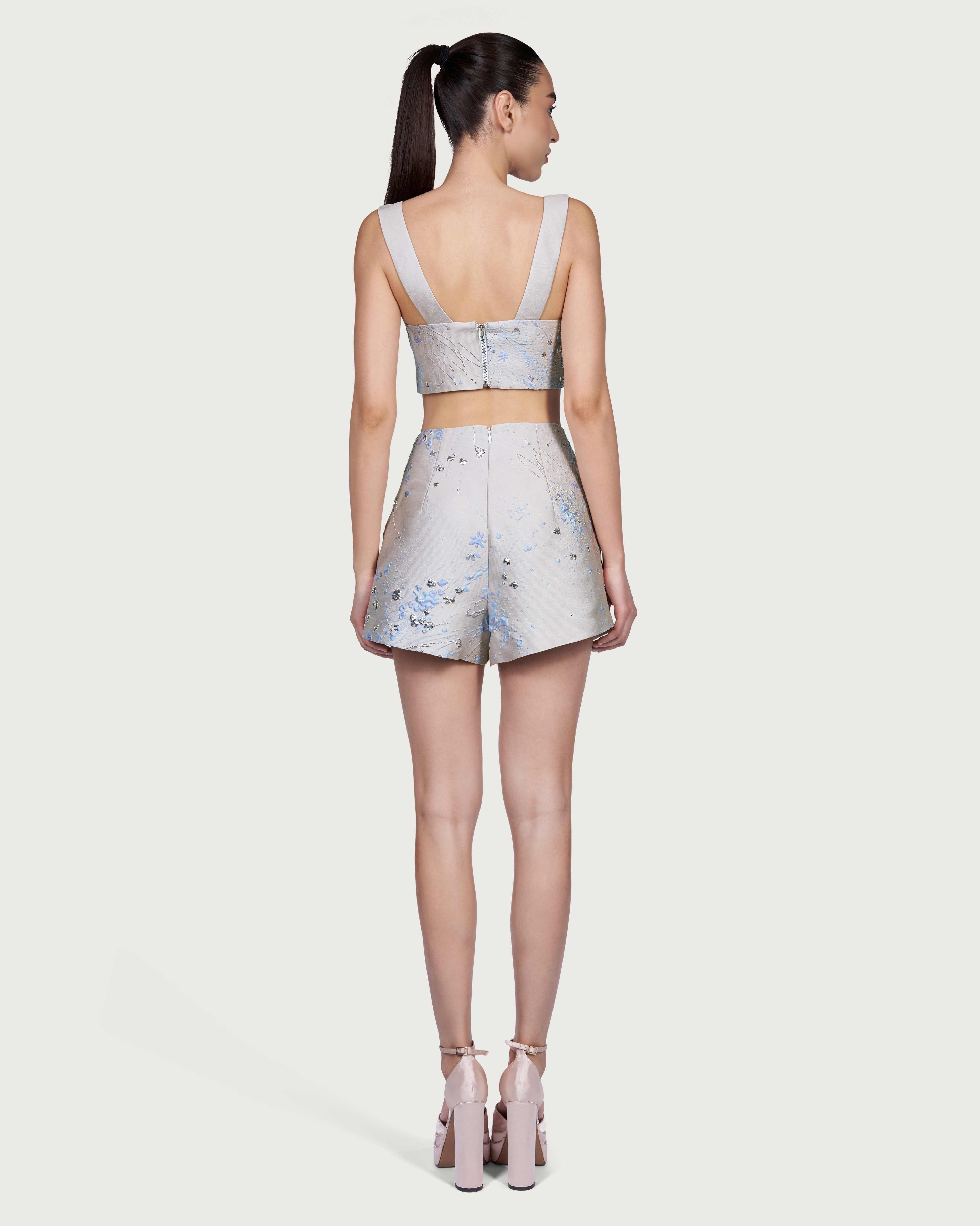 Pantaloni Scurti din Brocard Alb Perlat