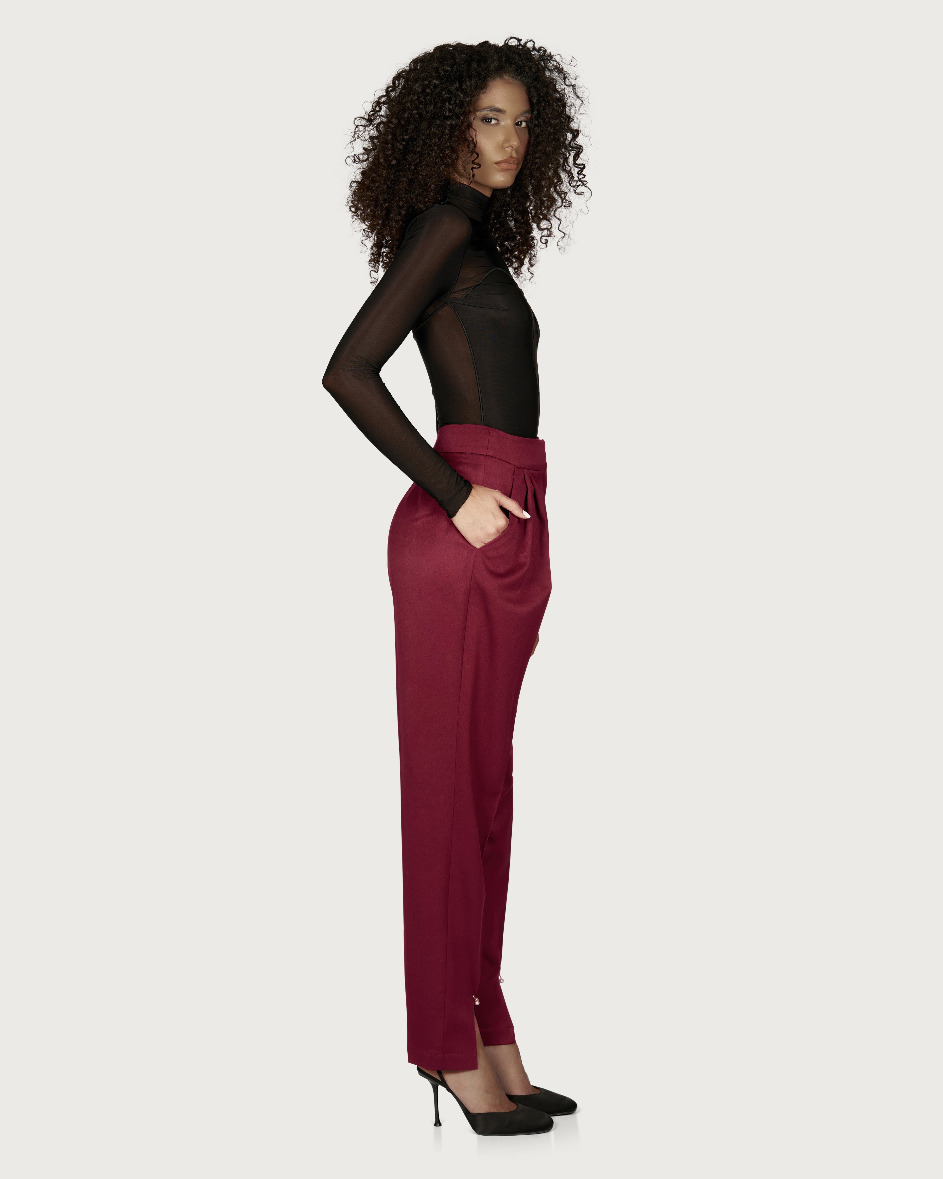 Pantaloni din Lana cu Pliuri si Decupaje Bordeaux