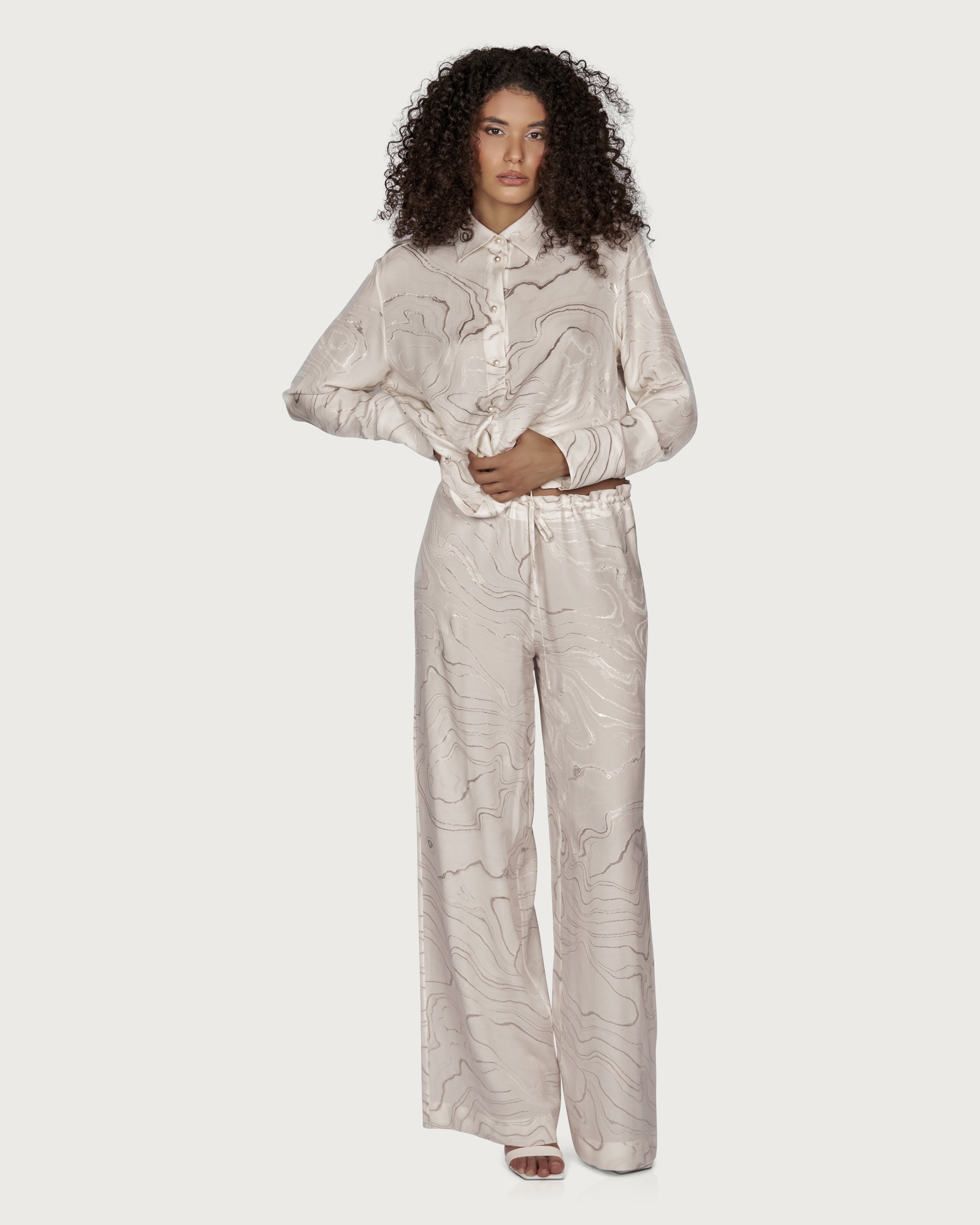 Pantaloni din Matase cu Broderie Argintie